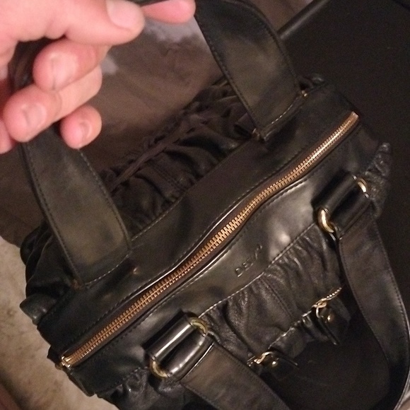 DESMO black glove leather handbag with gold tone hardware. - Picture 8 of 11